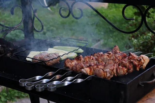 charcoal smoker